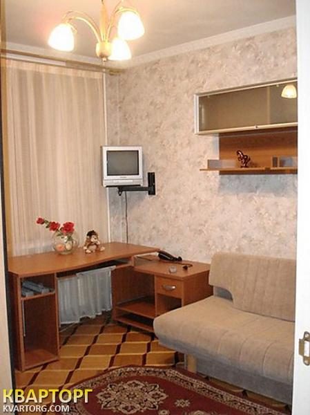 Sell 2-room apartment. Киев,  Дегтяревская — photo 2