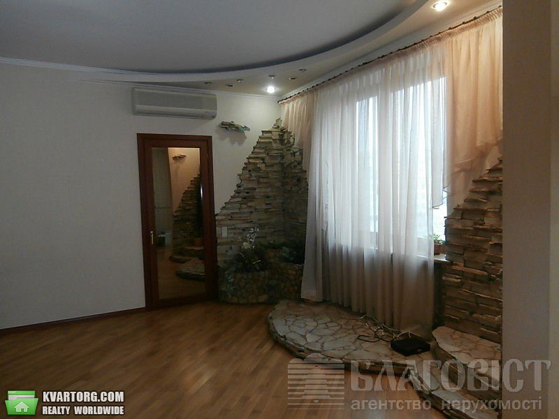 Sell 3-room apartment. Киев, Срибнокильская — photo 1