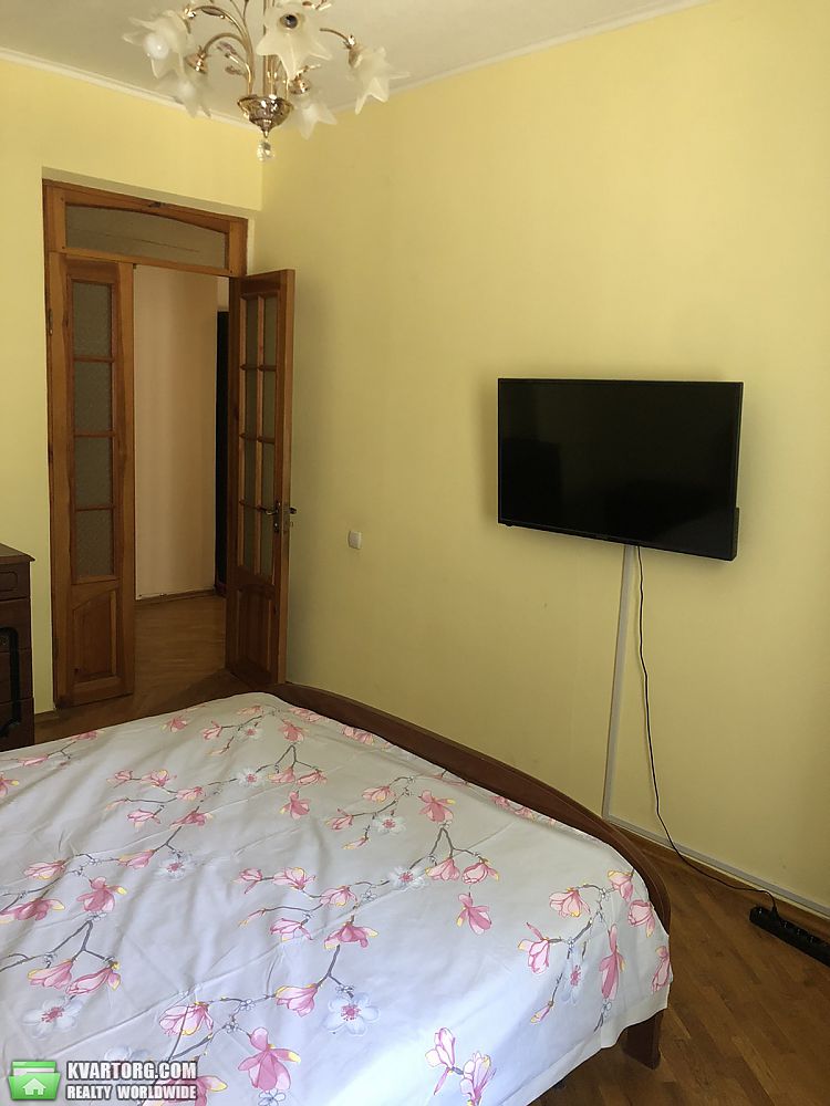 Rent out 3-room apartment. Харьков,  Правды пр — photo 2