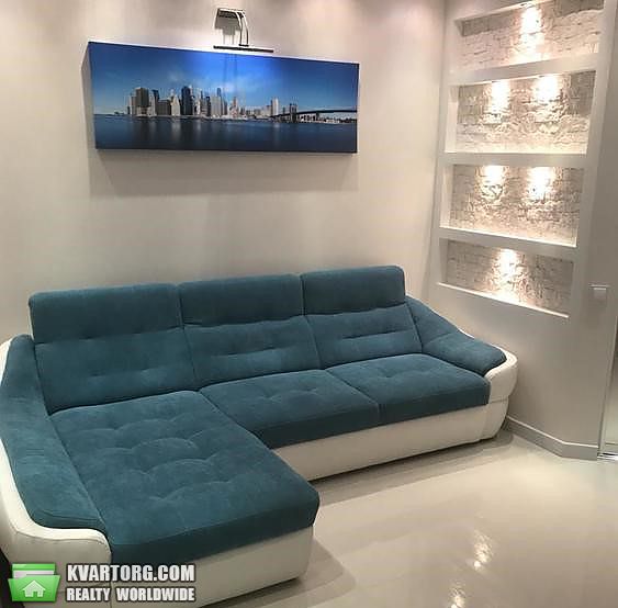 Rent out 2-room apartment. Киев,  Заречная — photo 6