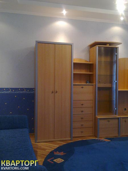 Rent out 3-room apartment. Киев,  Гарматная — photo 4