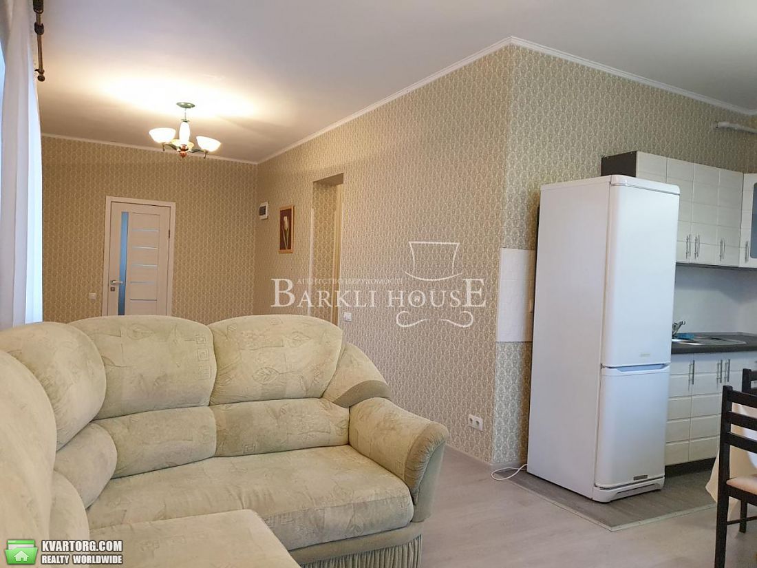 Rent out house. Киев,  Столетова — photo 4