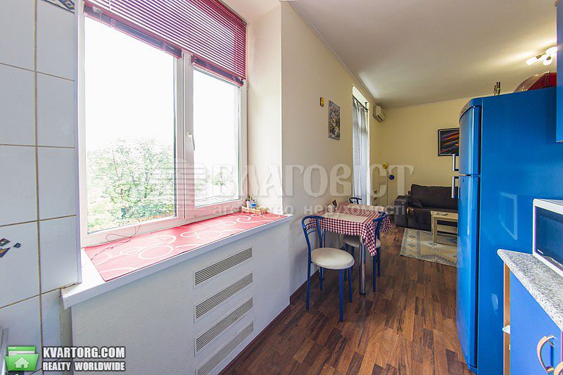 Rent out 2-room apartment. Киев,  Киквидзе — photo 4