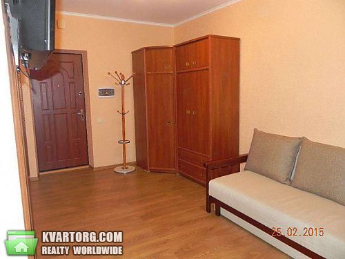 Rent out 2-room apartment. Киев, Харьковское шоссе — photo 4