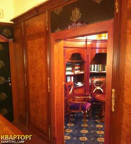 Rent out office. Киев,  Владимирская — photo 1