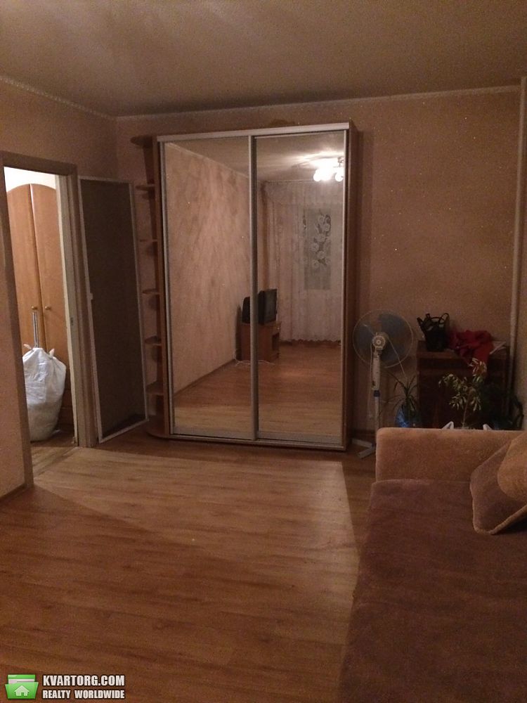 Rent out 2-room apartment. Днепропетровск, Тополь 2 — photo 6