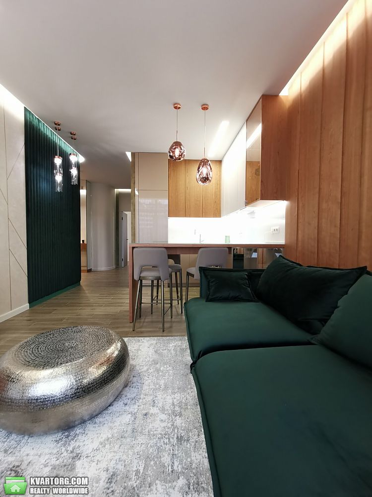 Rent out 1-room apartment. Киев, Саперное Поле — photo 1