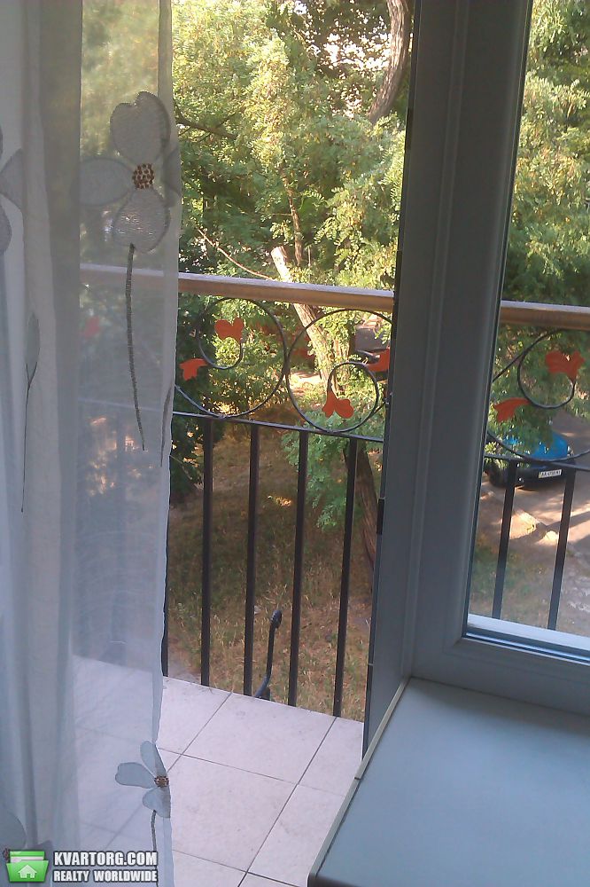 Rent out 1-room apartment. Киев,  Бастионная — photo 4