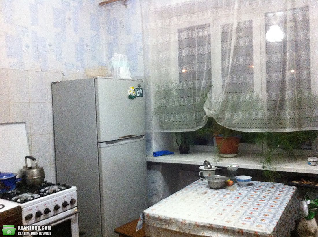 Sell 2-room apartment. Киев, Белорусская — photo 1