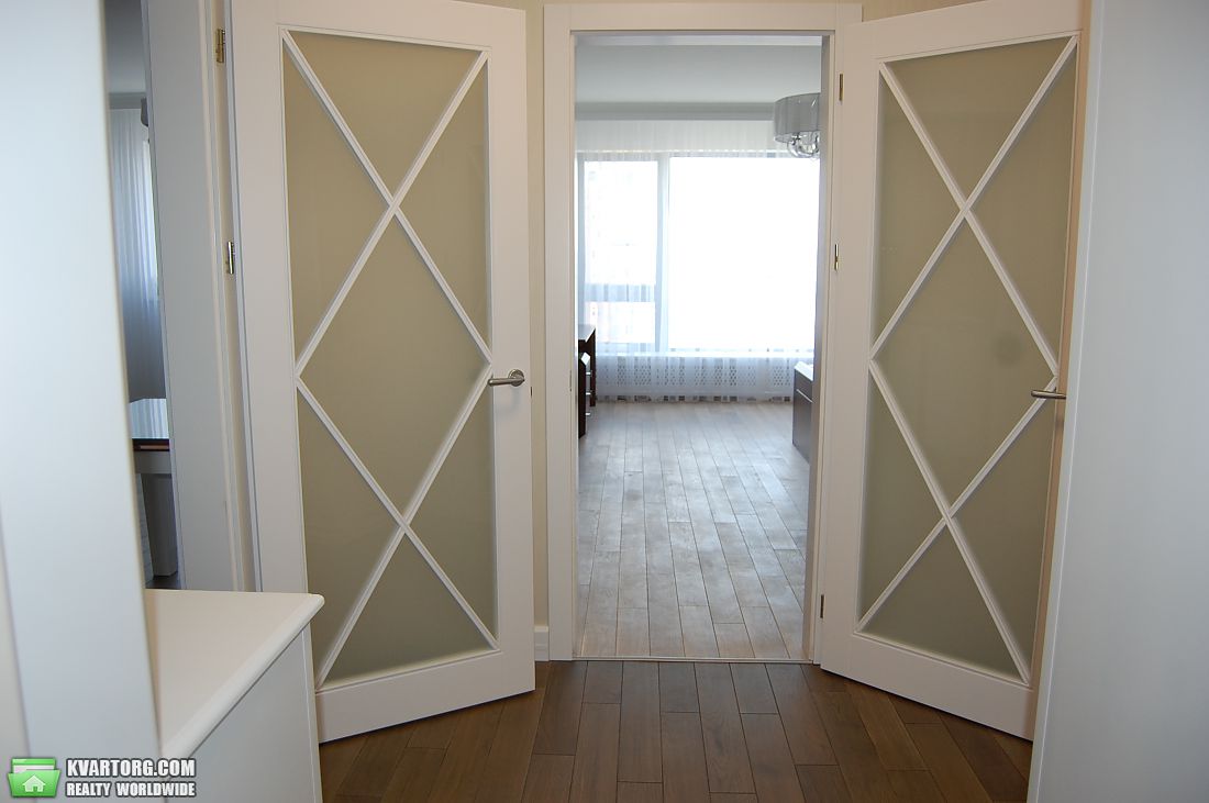 Sell 1-room apartment. Киев,  Оболонский пр — photo 1