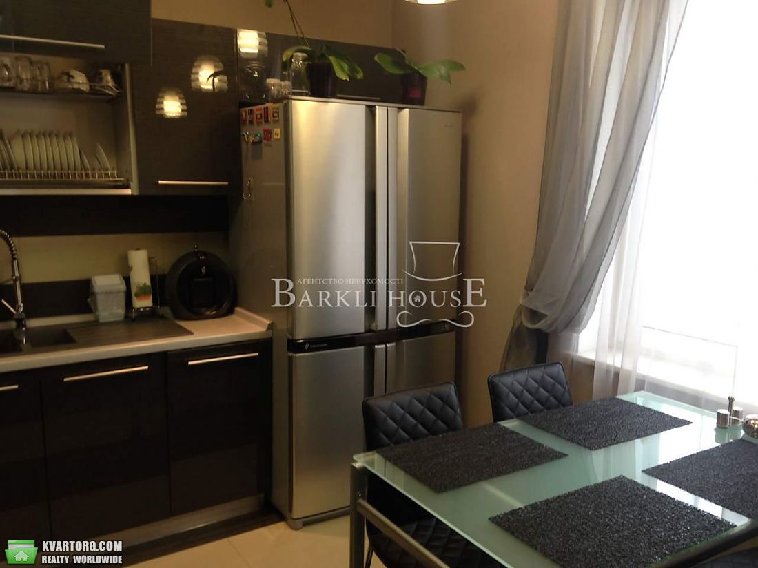 Rent out 4-room apartment. Киев,  Днепровская наб — photo 4