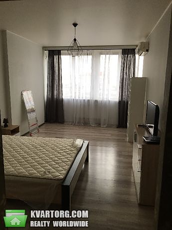 Rent out 1-room apartment. Киев,  Вышгородская — photo 3
