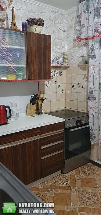 Sell 2-room apartment. Киев,  Ужвий — photo 1