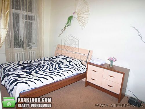 Sell 3-room apartment. Киев, Михайловский пер. — photo 1