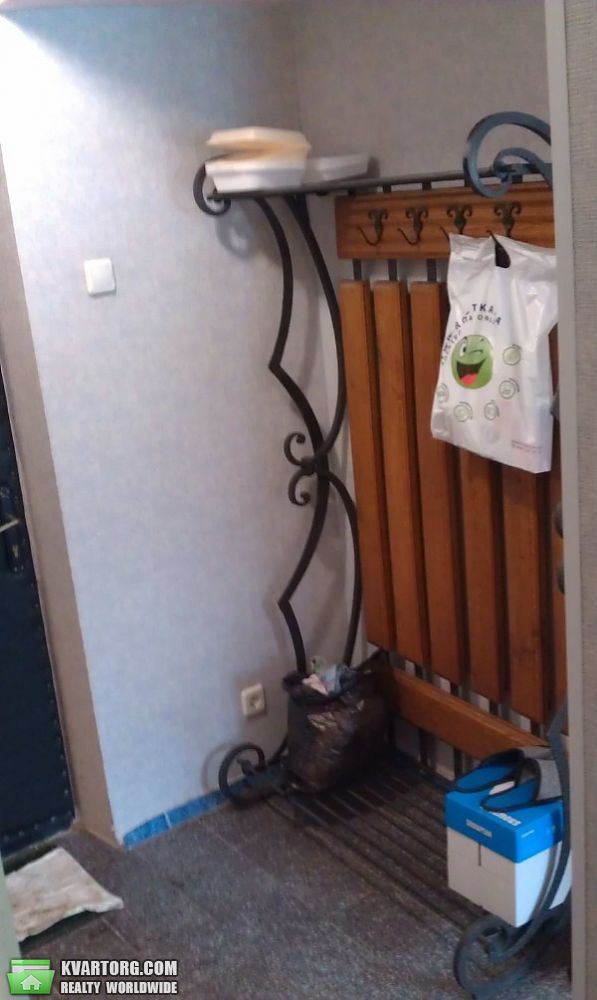 Rent out 1-room apartment. Киев,  Сковороды — photo 7