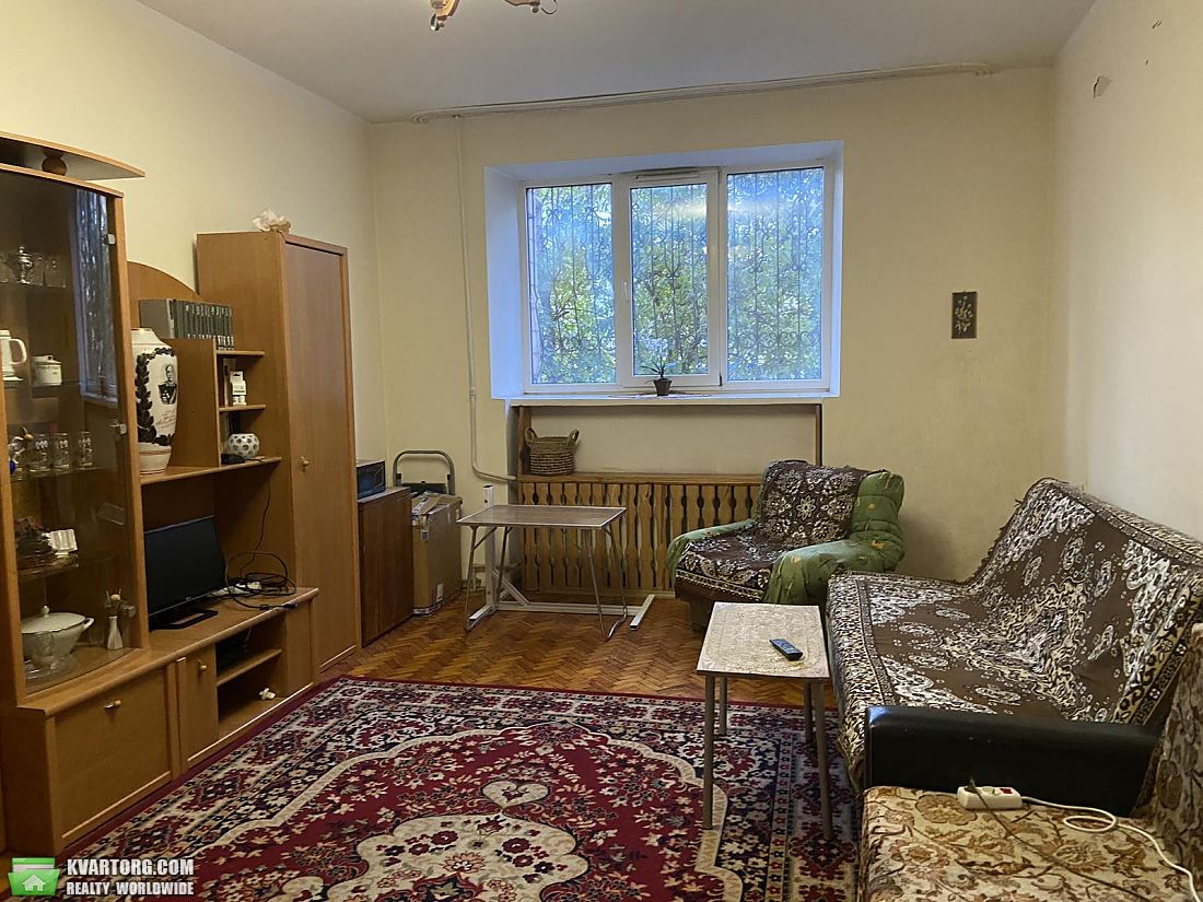 Rent out 2-room apartment. Киев,  Московская — photo 1