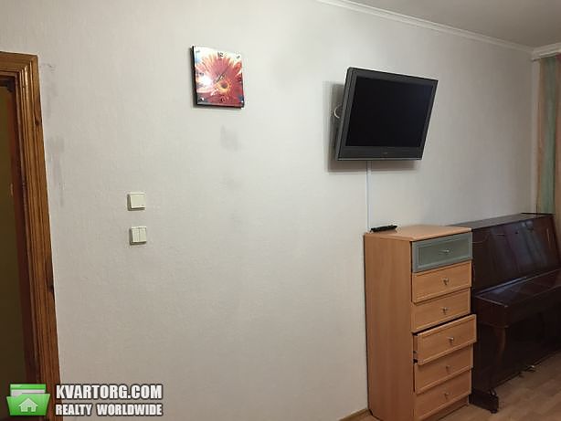 Rent out 1-room apartment. Киев, драгоманова — photo 5