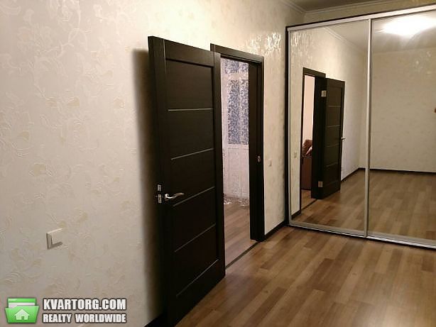 Rent out 2-room apartment. Киев,  Белицкая — photo 1