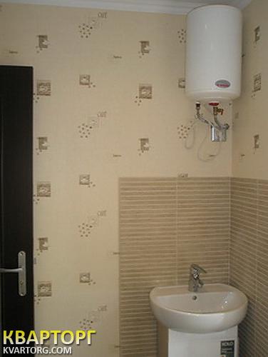 Rent out shop. Киев, Эспланадная — photo 5