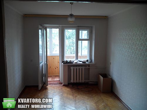 Sell 2-room apartment. Киев, Краковская — photo 2