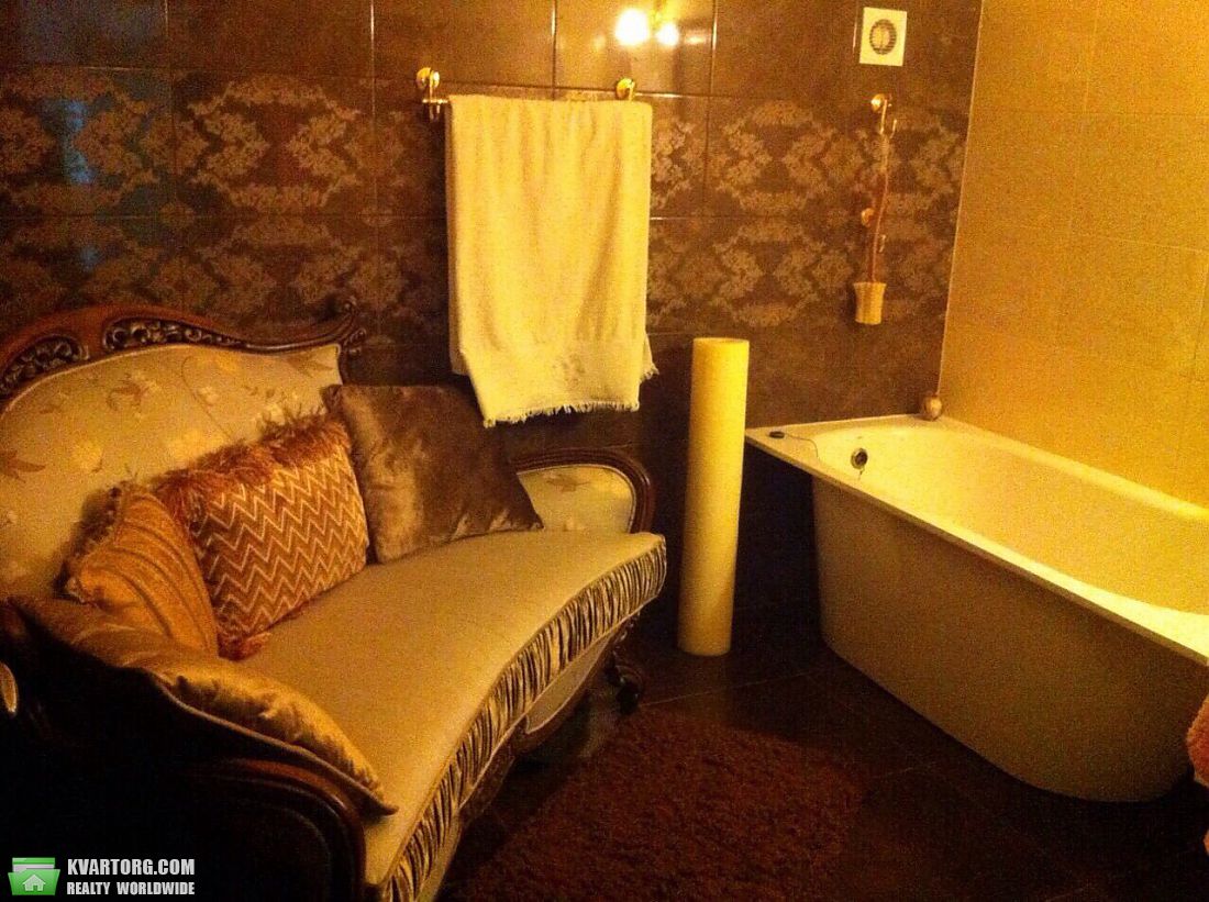 Rent out house. Киев,  Садовая — photo 3