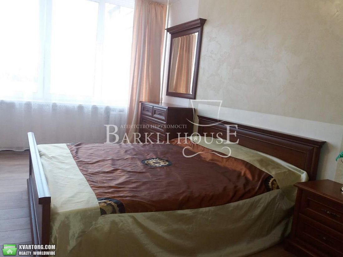 Rent out 3-room apartment. Киев,  Дмитриевская — photo 5