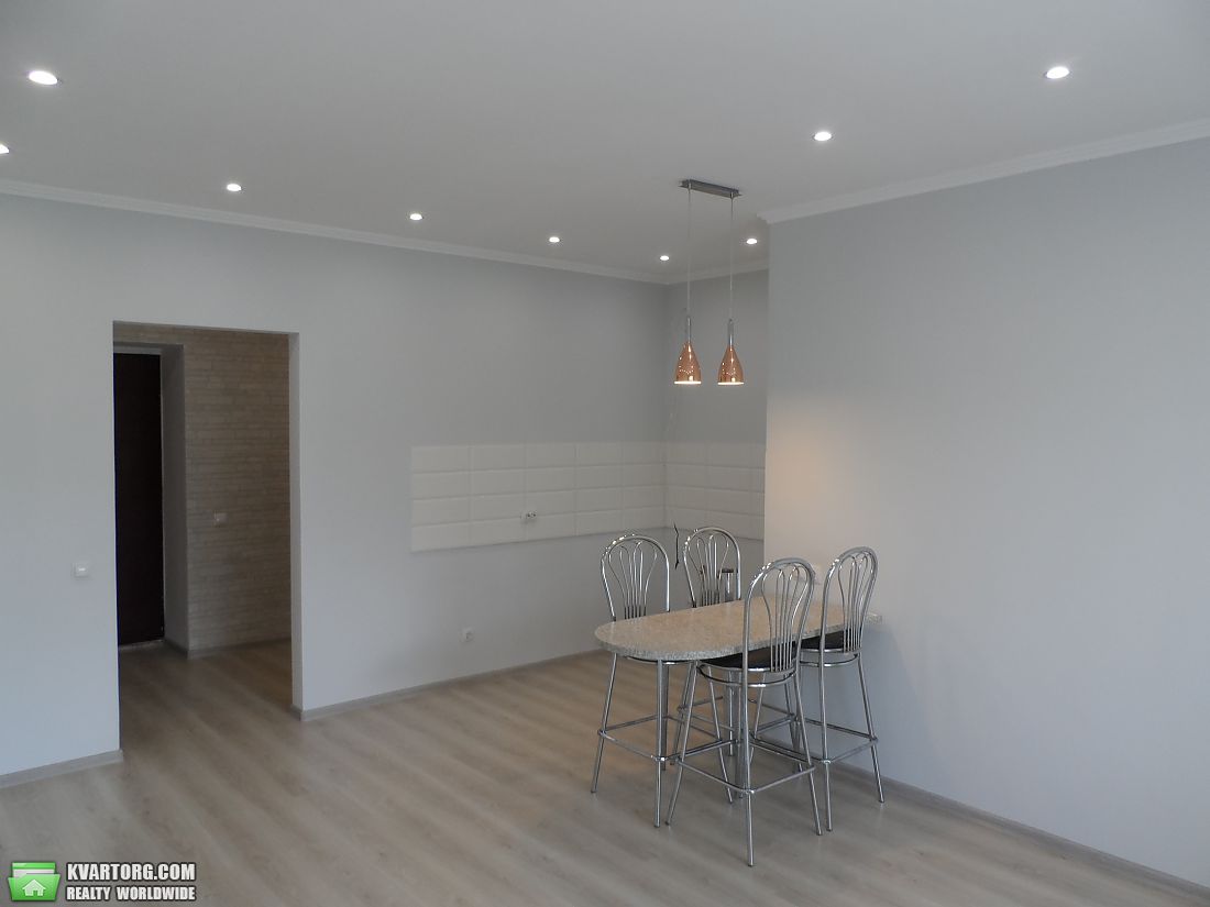 Sell 2-room apartment. Киев,  Красноткацкая — photo 2