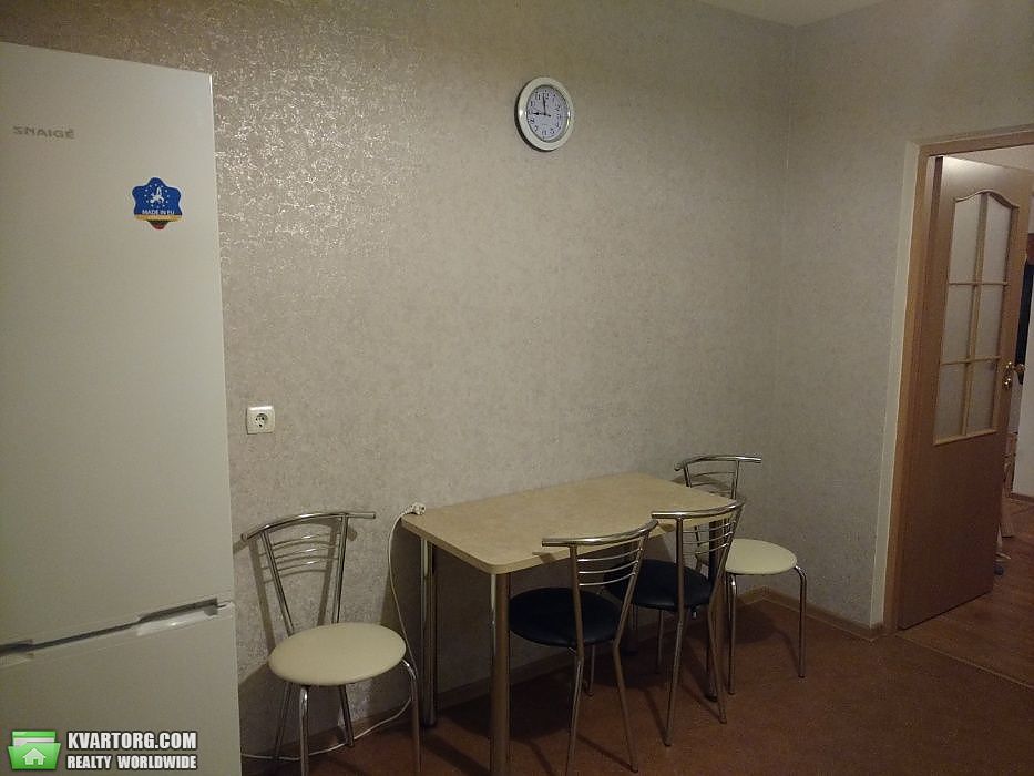 Rent out 2-room apartment. Киев,  Пчелки — photo 3