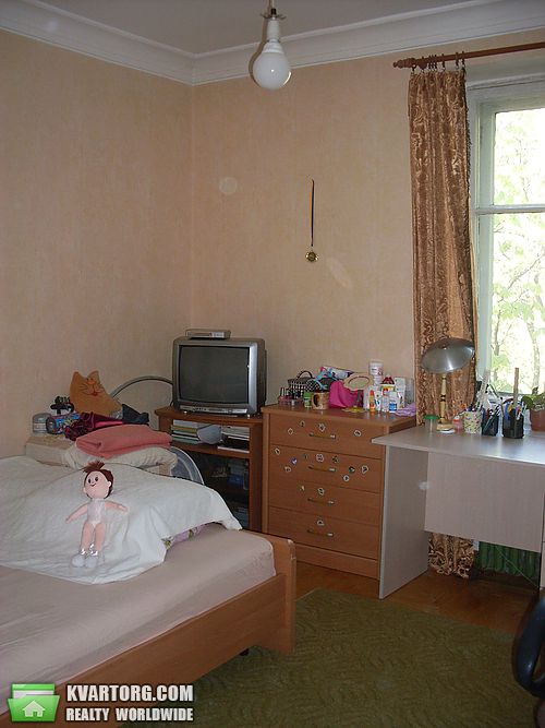Sell 2-room apartment. Киев,  Гарматная — photo 2