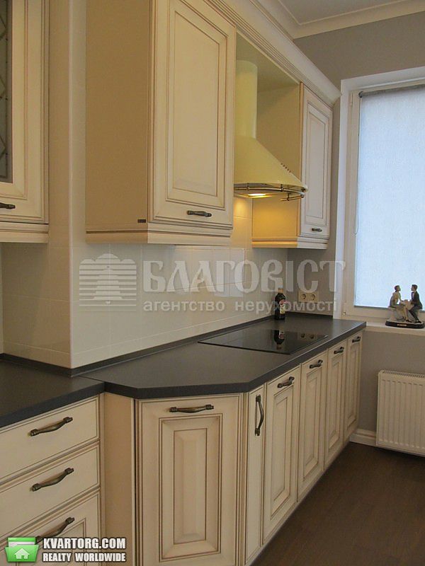 Rent out 2-room apartment. Киев, Ділова — photo 1