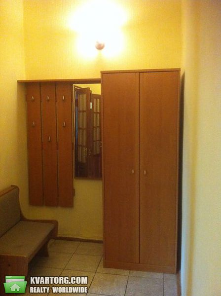 Rent out 2-room apartment. Киев,  Шота Руставели — photo 7