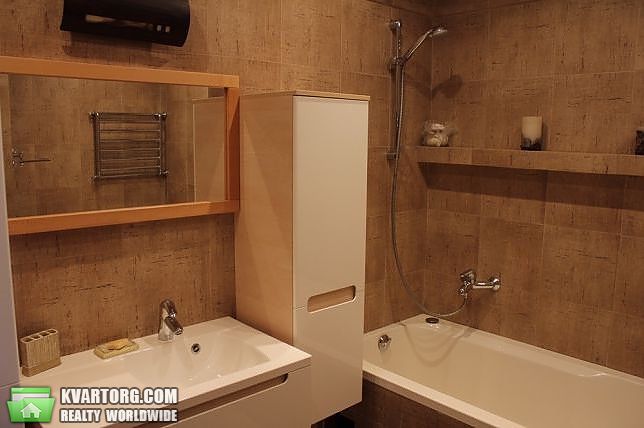 Rent out 3-room apartment. Киев,  Юрковская — photo 5