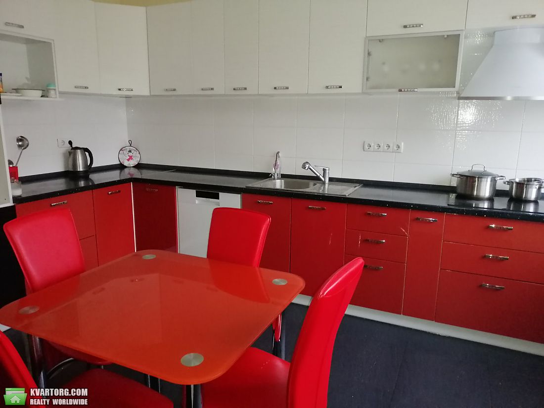 Sell house. Бровары,  Олейника — photo 1