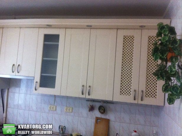 Rent out 2-room apartment. Киев,  Севастопольская пл — photo 1