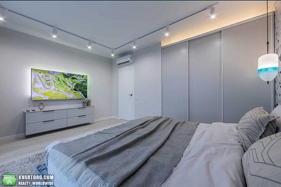 Sell 4-room apartment. Киев,  Киквидзе — photo 2