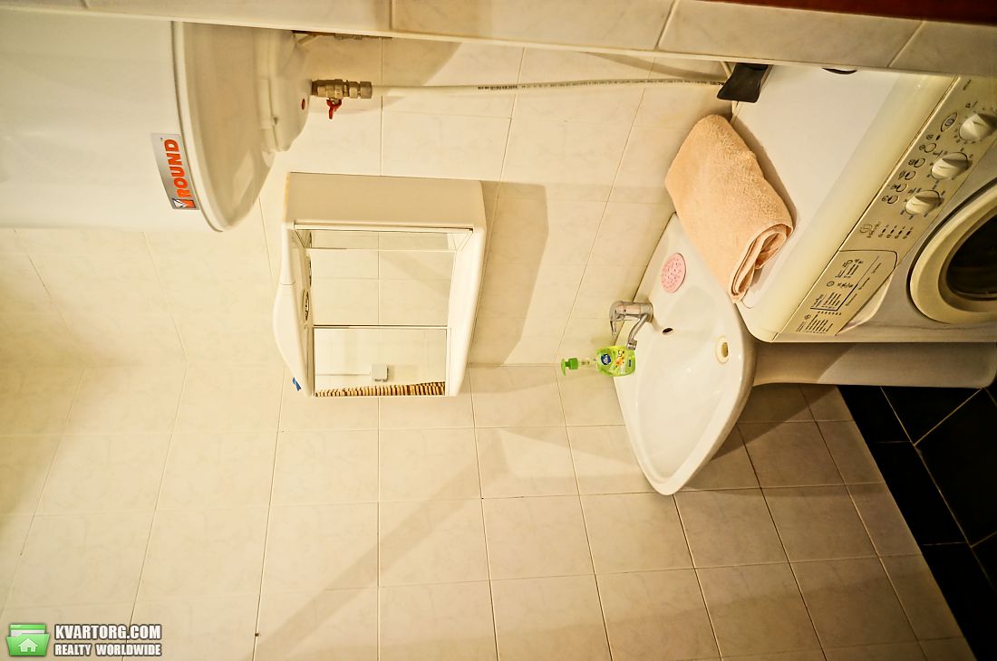 Rent out 2-room apartment. Киев, чигорина — photo 3