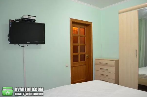 Sell 3-room apartment. Киев,  Печенежская — photo 9