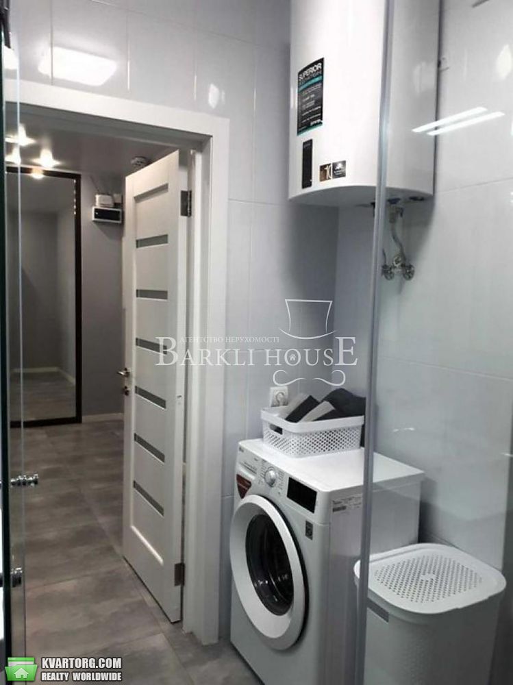 Rent out 2-room apartment. Киев,  Липковского — photo 6