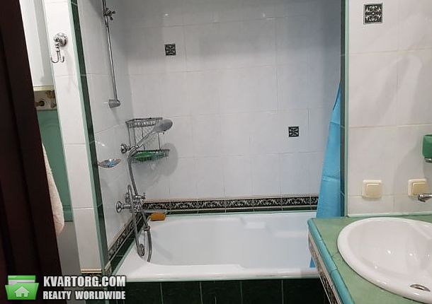 Rent out 3-room apartment. Киев,  Наумова — photo 7