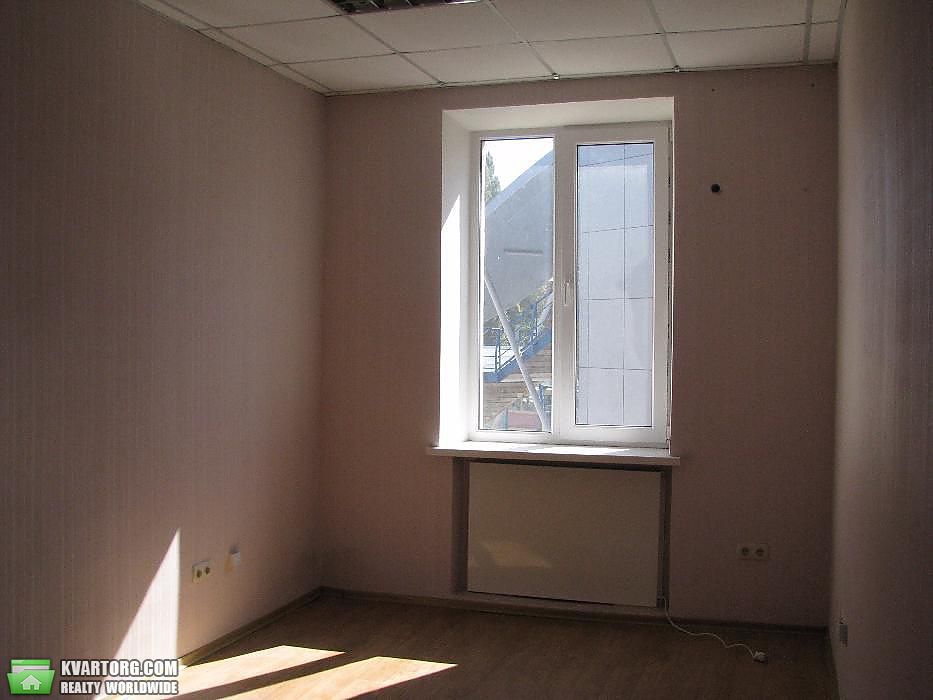 Rent out office. Киев, ул.Жилянская — photo 4