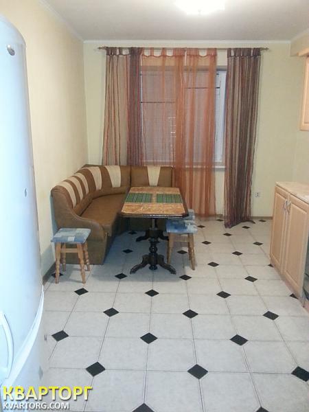 Rent out 2-room apartment. Киев,  Тимошенко маршала — photo 2