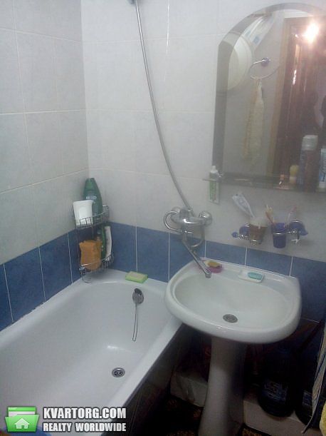 Sell 3-room apartment. Днепропетровск, Набережная Победы — photo 2