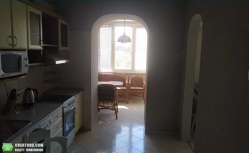 Rent out 1-room apartment. Киев,  Старонаводницкая — photo 3