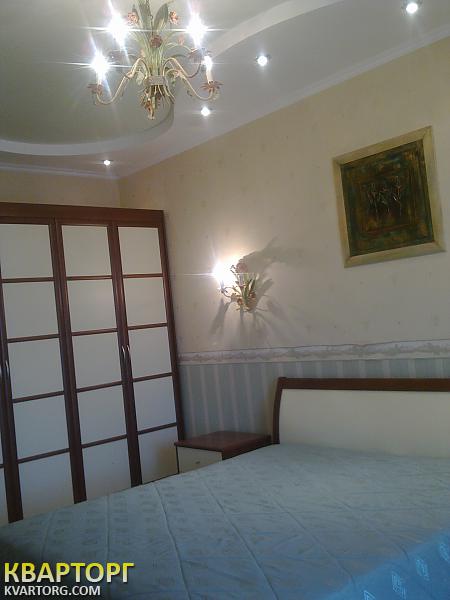 Rent out 3-room apartment. Киев,  Гарматная — photo 1