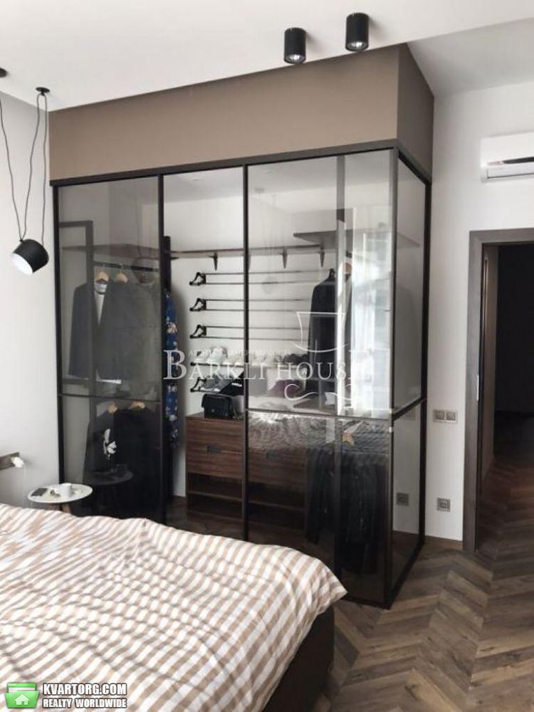 Rent out 3-room apartment. Киев,  Филатова — photo 2