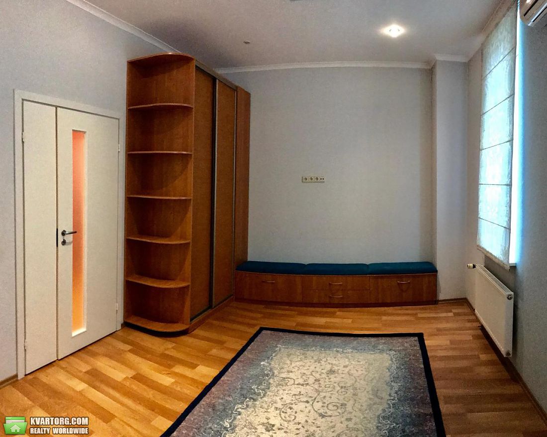 Rent out 3-room apartment. Киев, Шептицкого — photo 2