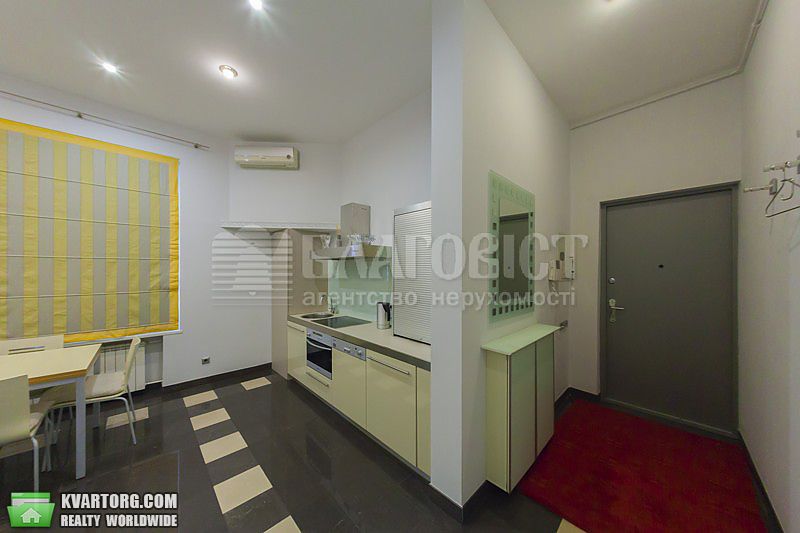 Rent out 3-room apartment. Киев,  Большая Васильковская — photo 4