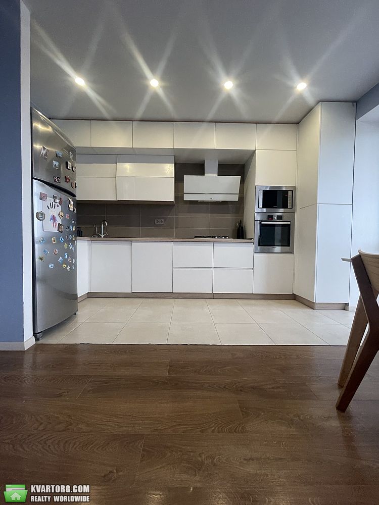 Sell 2-room apartment. Козин,  Украинская — photo 2