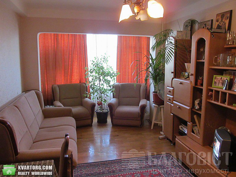 Sell 3-room apartment. Киев,  Шолом-Алейхема — photo 1