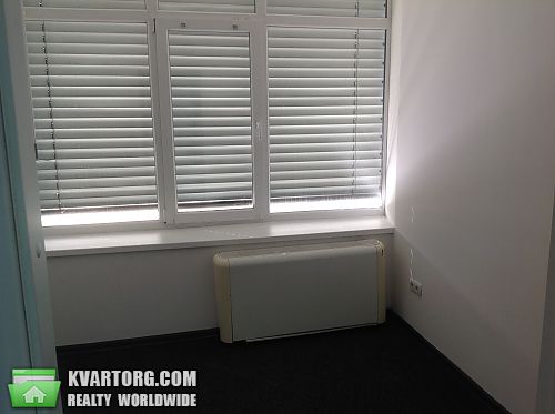 Rent out office. Киев, Дегтяревская — photo 2
